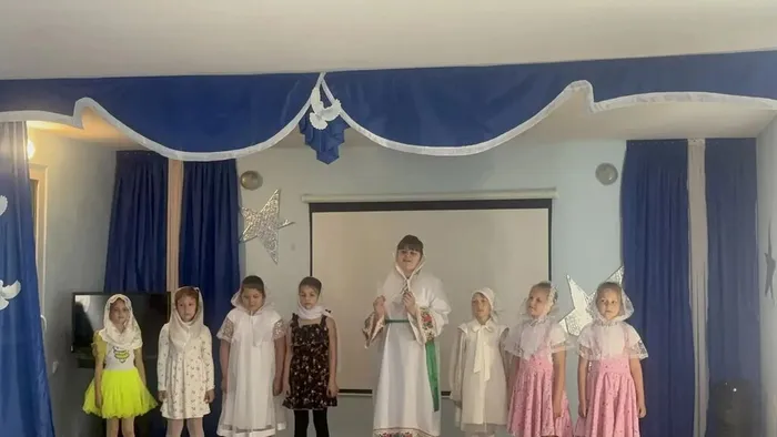 Июнь. День Святой Троицы.